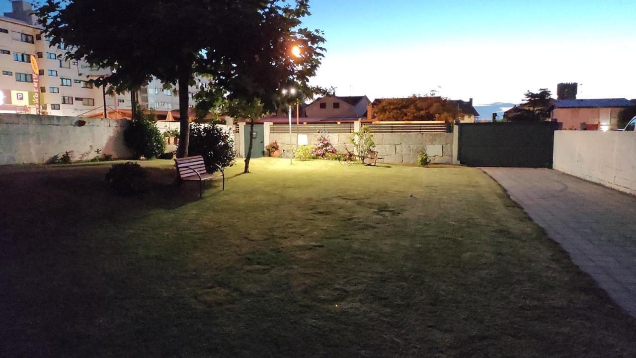 Precioso piso en playa America con jardin privado. Nigrán Exterior foto